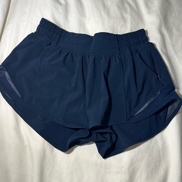 lululemon athletica Pants - Hotty hot short 2.5”